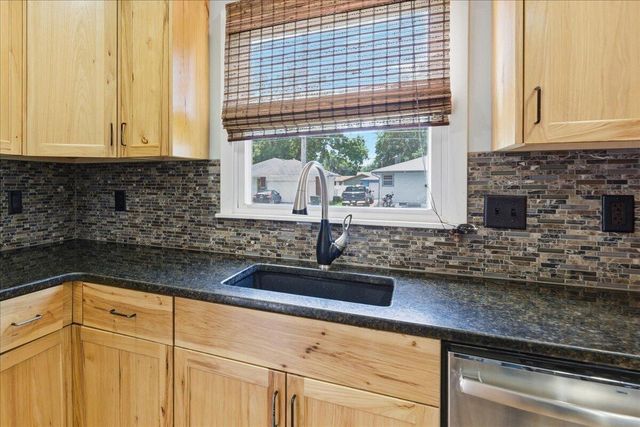 3100 9TH Avenue, Council Bluffs, IA 51501