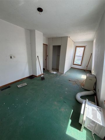 1527 Dayton Street, Ellsworth, IA 50075