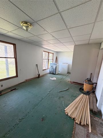 1527 Dayton Street, Ellsworth, IA 50075