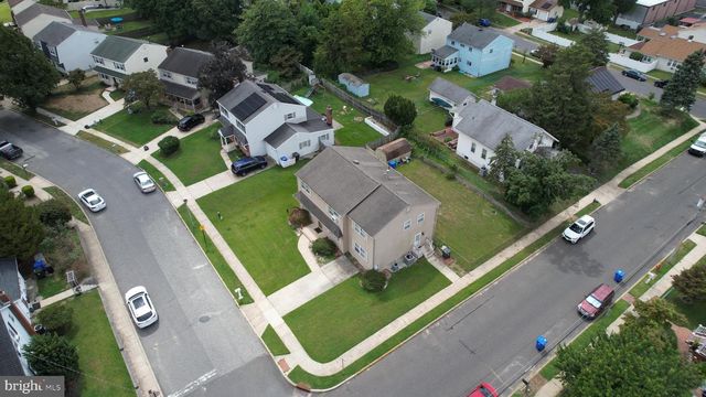 93 WELLINGTON PL, Burlington, NJ 08016