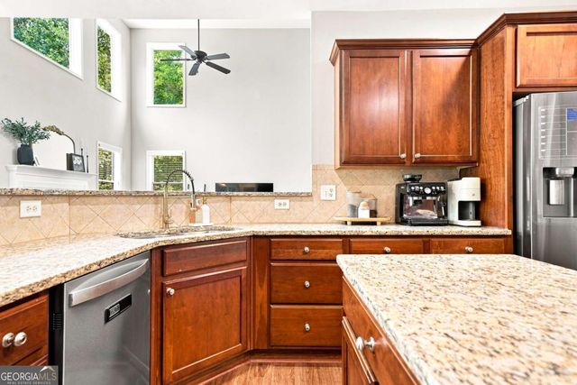 100 Bradshaw Park Drive, Woodstock, GA 30188