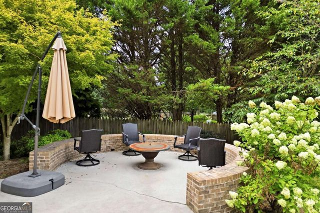 100 Bradshaw Park Drive, Woodstock, GA 30188