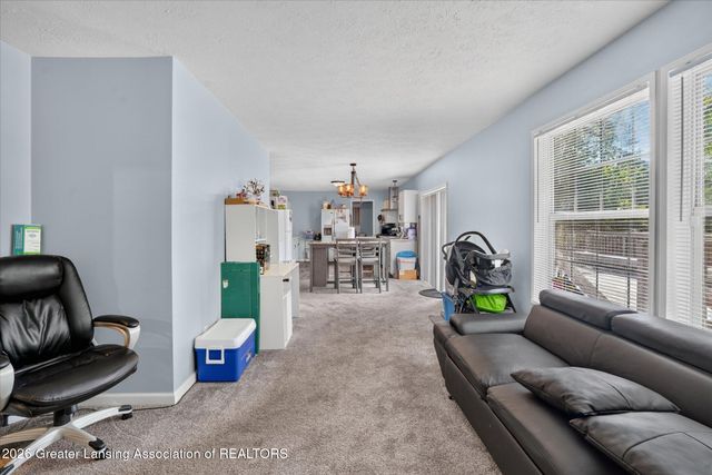 707 Sawyer Road, Lansing, MI 48911