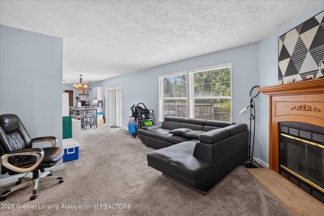 707 Sawyer Road, Lansing, MI 48911