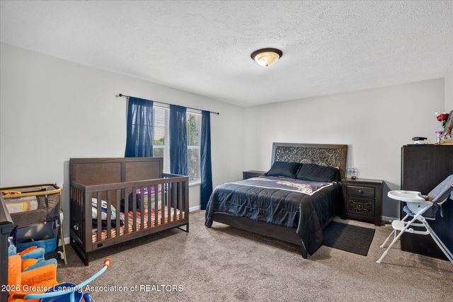 707 Sawyer Road, Lansing, MI 48911