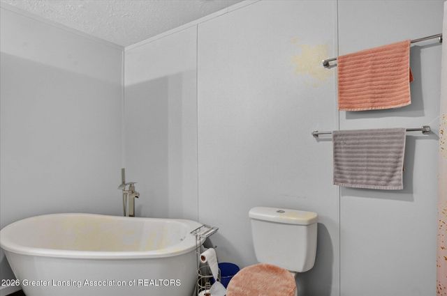 707 Sawyer Road, Lansing, MI 48911