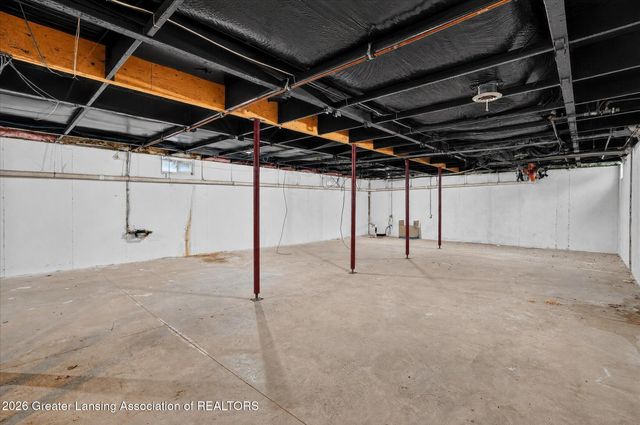 707 Sawyer Road, Lansing, MI 48911