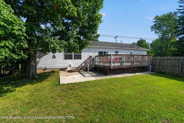 707 Sawyer Road, Lansing, MI 48911