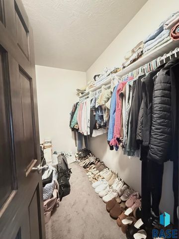 115 E Ivy Rd Road, Tea, SD 57064