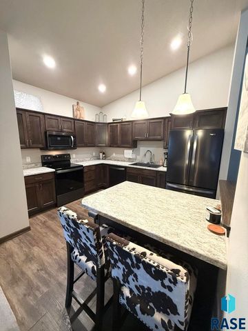 115 E Ivy Rd Road, Tea, SD 57064