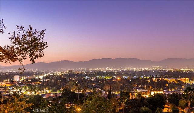 14325 Millbrook Drive, Sherman Oaks, CA 91423