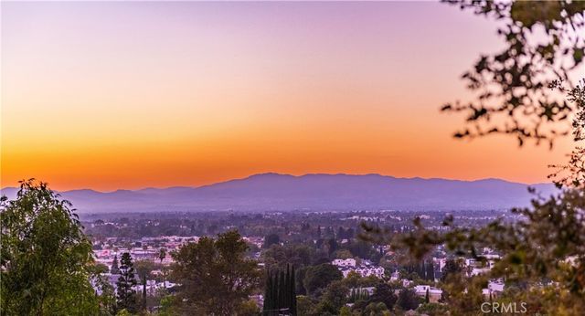 14325 Millbrook Drive, Sherman Oaks, CA 91423