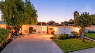 2571 Ocala St, Hayward, CA 94545