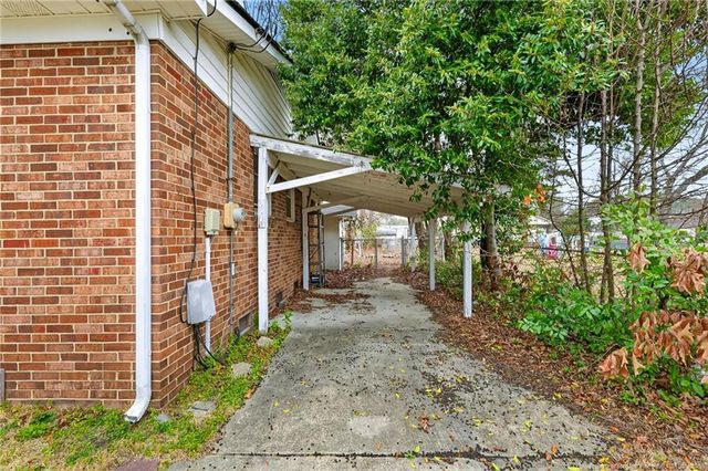 5641 Carson Drive, Fayetteville, NC 28303