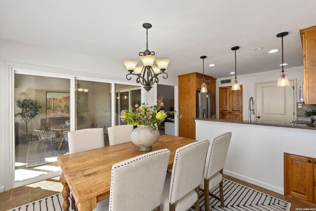 105 E Tapatio Dr, Boerne, TX 78006