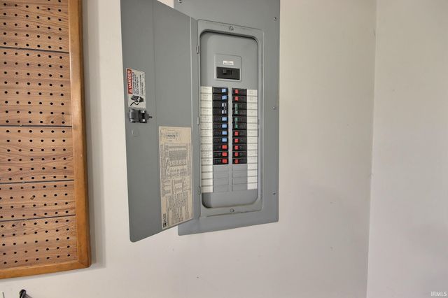 3100 Cumberland Way, Huntington, IN 46750