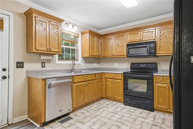 50 Oak Grove Lane NW, Adairsville, GA 30103