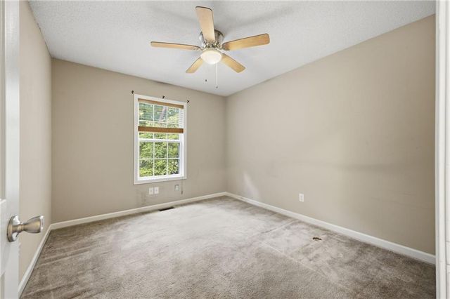 50 Oak Grove Lane NW, Adairsville, GA 30103