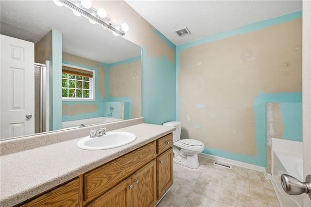 50 Oak Grove Lane NW, Adairsville, GA 30103