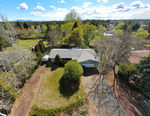 62928 Florence Drive, Bend, OR 97701