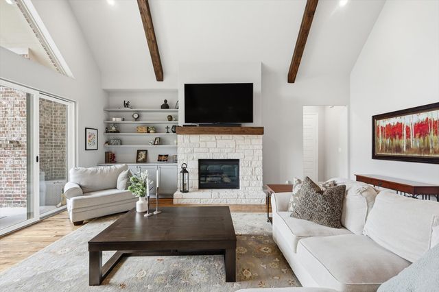 1031 Country Way, Rowlett, TX 75089