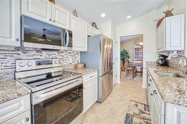 10089 Oakhurst WAY, Fort Myers, FL 33913