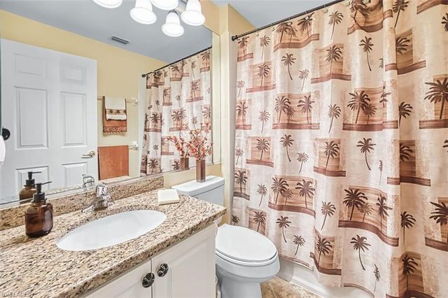 10089 Oakhurst WAY, Fort Myers, FL 33913