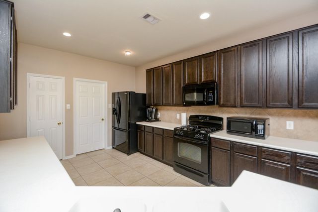 9947 Valance Way, Conroe, TX 77385