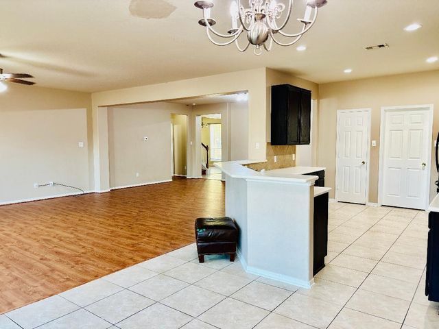 9947 Valance Way, Conroe, TX 77385