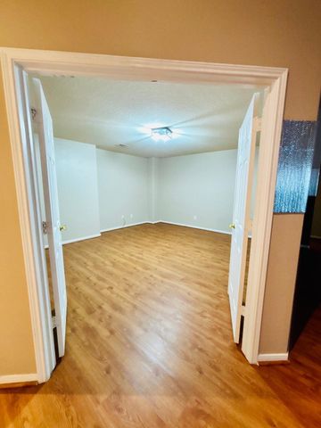 9947 Valance Way, Conroe, TX 77385