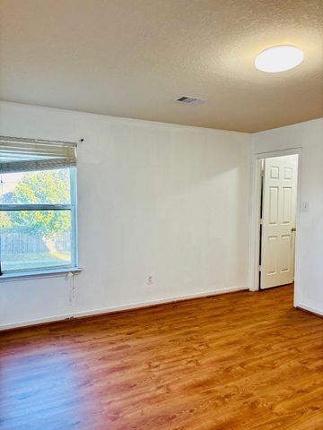 9947 Valance Way, Conroe, TX 77385