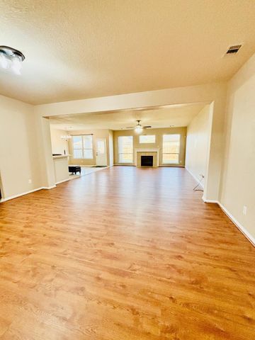 9947 Valance Way, Conroe, TX 77385