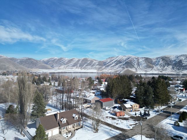 214 W CENTER ST, Mantua, UT 84324