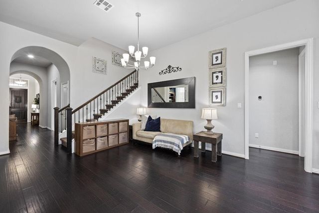 525 Garner Park DR, Georgetown, TX 78628