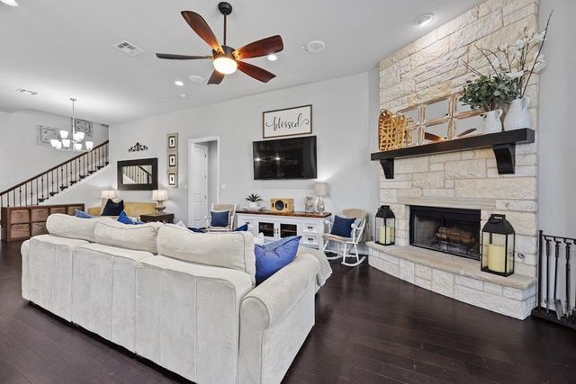 525 Garner Park DR, Georgetown, TX 78628