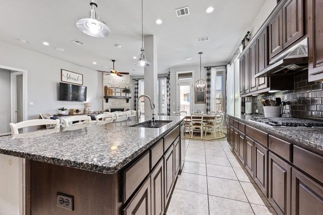 525 Garner Park DR, Georgetown, TX 78628