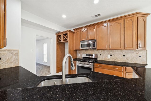 4910 Sterling Crossing, Pearland, TX 77584
