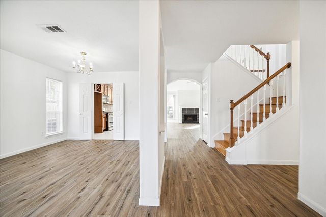 4910 Sterling Crossing, Pearland, TX 77584