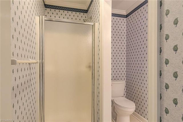 5130 Laurel View Drive, Winston-salem, NC 27104