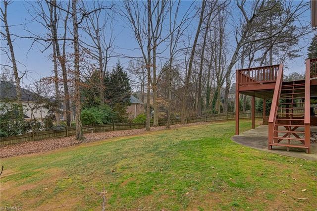 5130 Laurel View Drive, Winston-salem, NC 27104