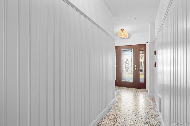 584 Main Street 5, Islip, NY 11751