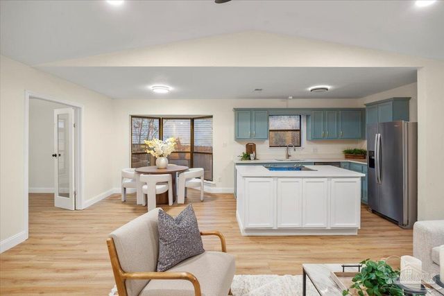 2726 Sanibel Pl, Gulf Breeze, FL 32563