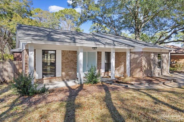 2726 Sanibel Pl, Gulf Breeze, FL 32563