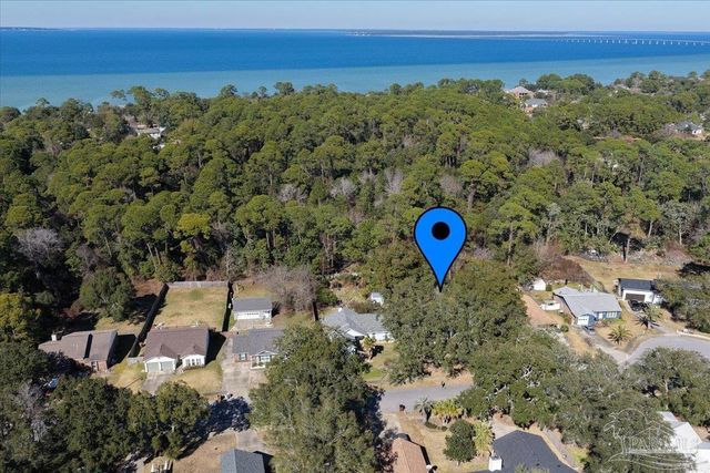 2726 Sanibel Pl, Gulf Breeze, FL 32563