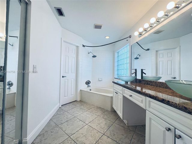 465 Somerset Way 465, Weston, FL 33326