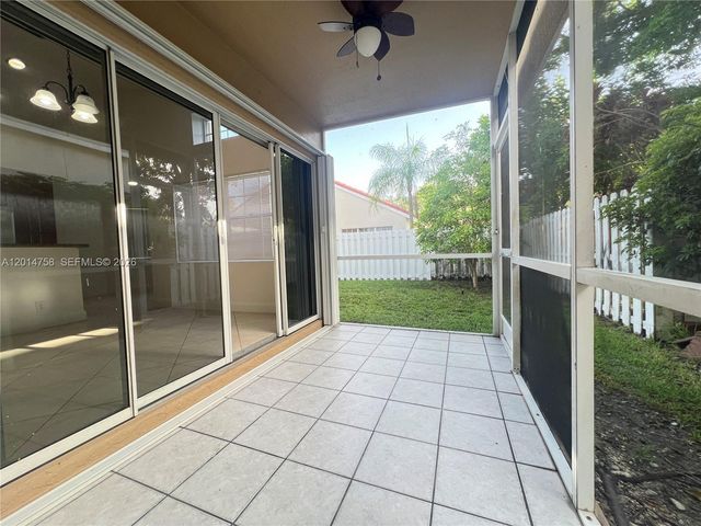 465 Somerset Way 465, Weston, FL 33326