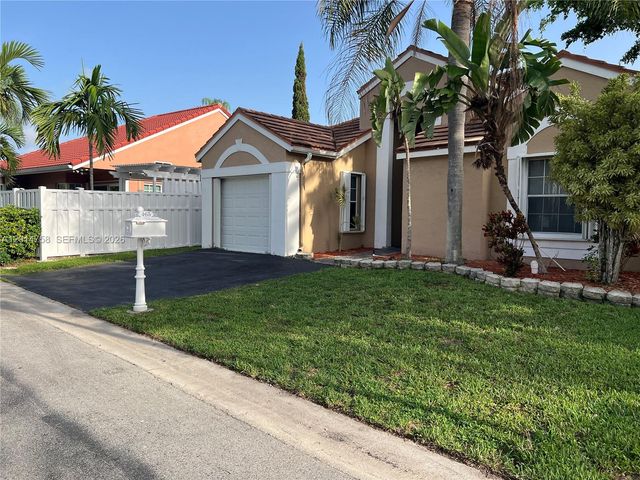 465 Somerset Way 465, Weston, FL 33326