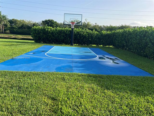 465 Somerset Way 465, Weston, FL 33326