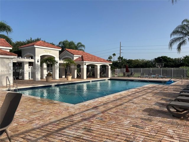 465 Somerset Way 465, Weston, FL 33326