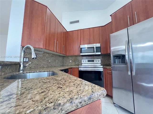 465 Somerset Way 465, Weston, FL 33326